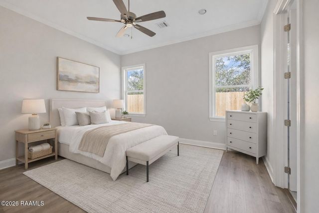 242 Jagged Grove Lane, Youngsville, LA 70592