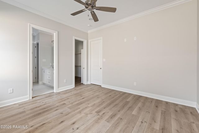 242 Jagged Grove Lane, Youngsville, LA 70592