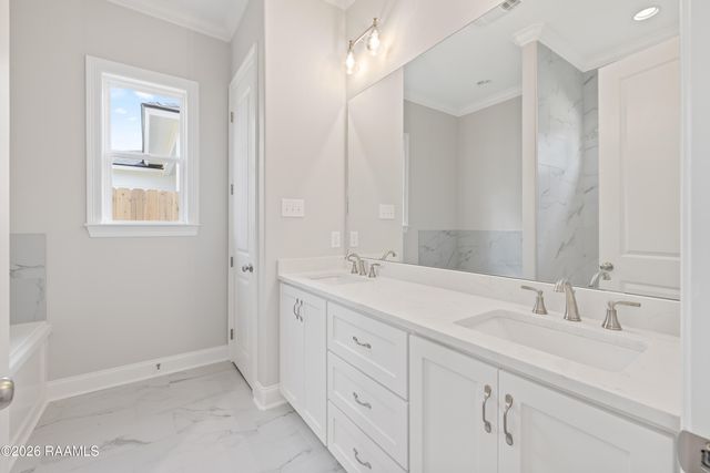 242 Jagged Grove Lane, Youngsville, LA 70592