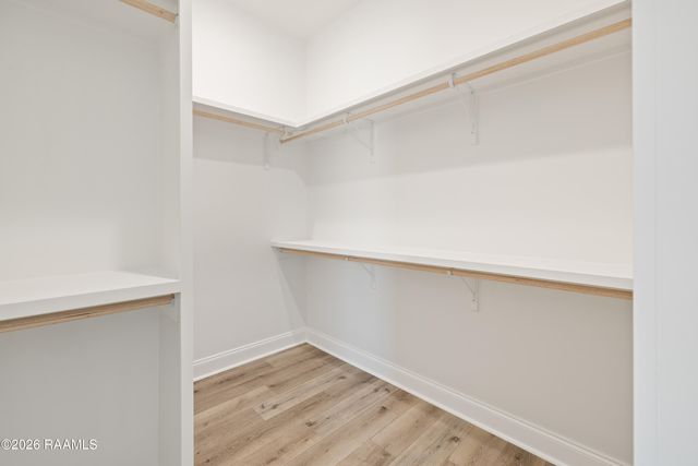 242 Jagged Grove Lane, Youngsville, LA 70592