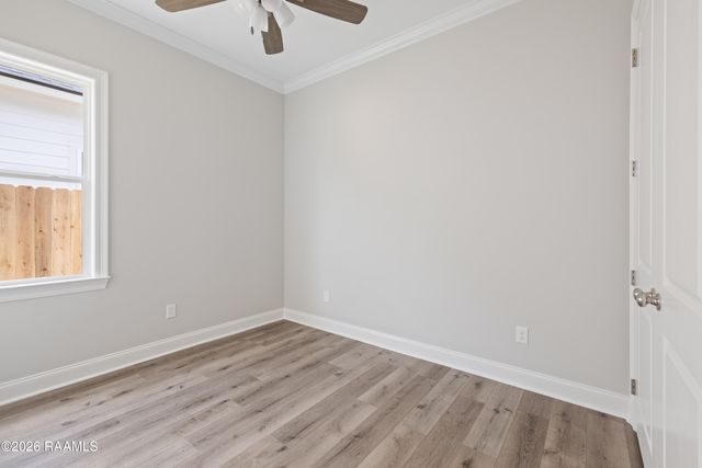 242 Jagged Grove Lane, Youngsville, LA 70592