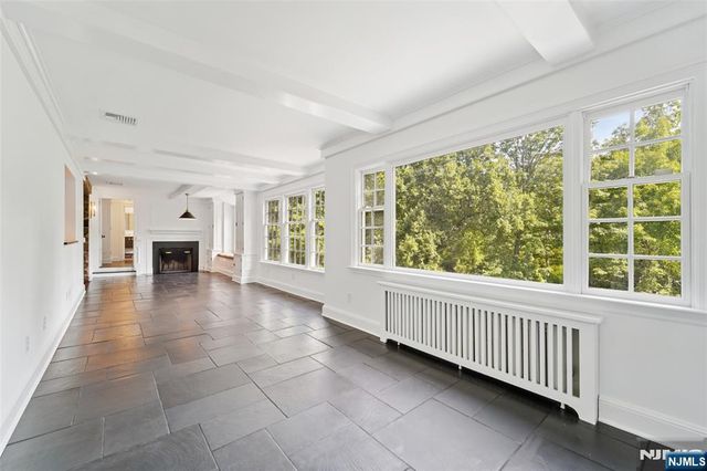 755 W Saddle River Road, Ho-ho-kus, NJ 07423