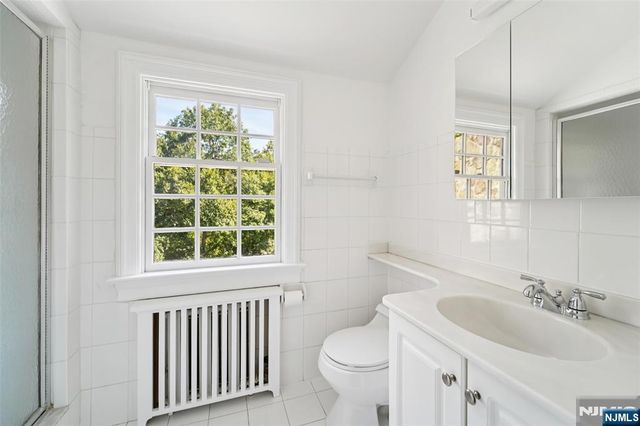 755 W Saddle River Road, Ho-ho-kus, NJ 07423