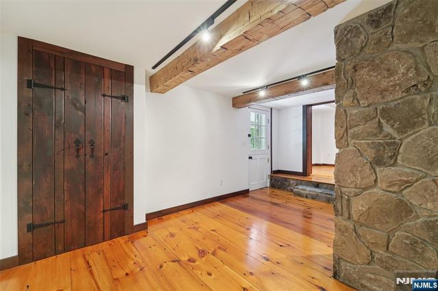 755 W Saddle River Road, Ho-ho-kus, NJ 07423