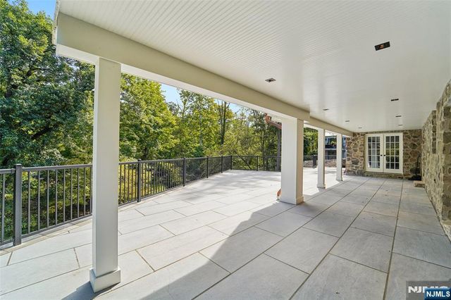 755 W Saddle River Road, Ho-ho-kus, NJ 07423