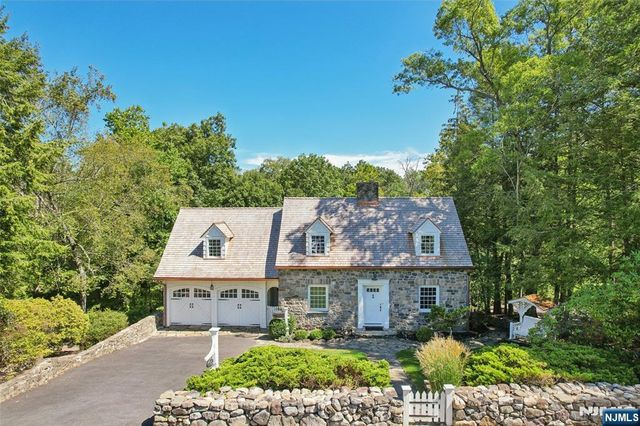 755 W Saddle River Road, Ho-ho-kus, NJ 07423