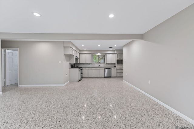 4835 Newell St, Zachary, LA 70791