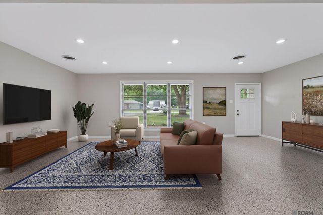 4835 Newell St, Zachary, LA 70791