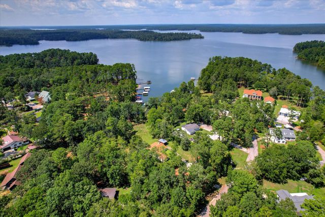 1129 Lakeside Drive, Lincolnton, GA 30817