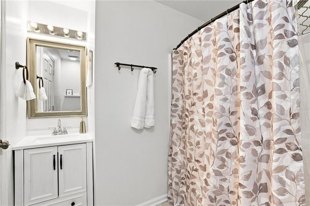 2538 Gordon Circle, Smyrna, GA 30080