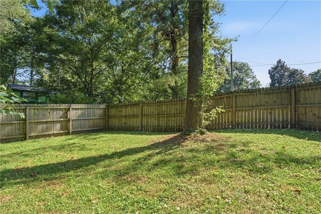 2538 Gordon Circle, Smyrna, GA 30080