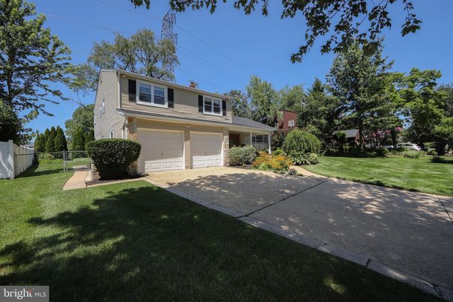 128 SANDRINGHAM RD, Cherry Hill, NJ 08003