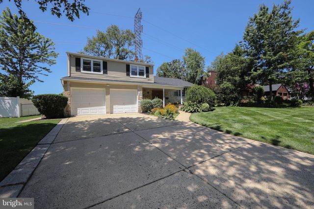 128 SANDRINGHAM RD, Cherry Hill, NJ 08003