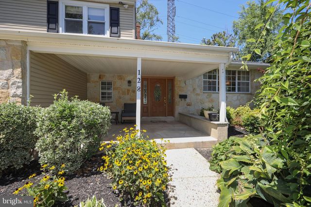 128 SANDRINGHAM RD, Cherry Hill, NJ 08003