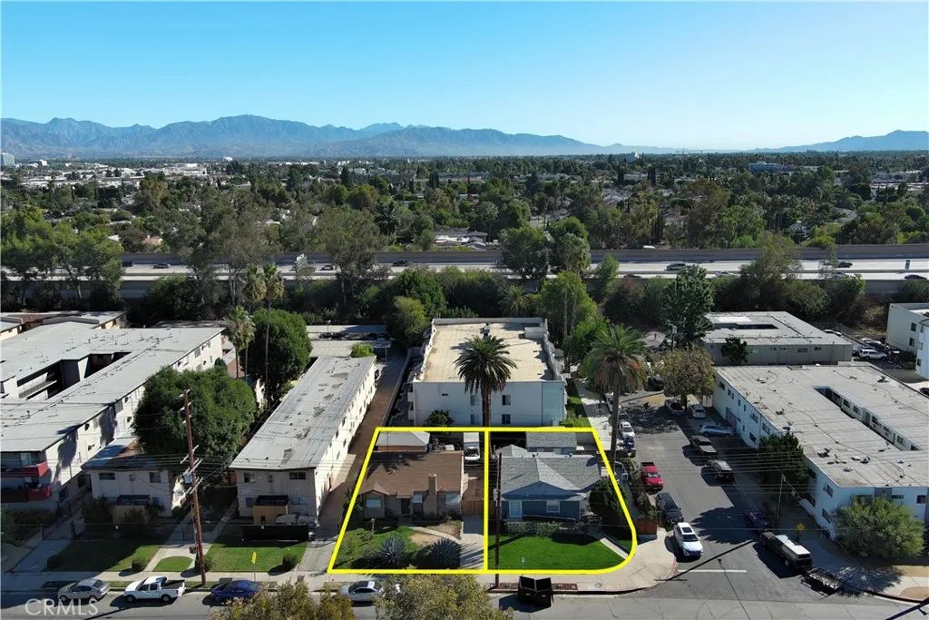 7406 Haskell, Van Nuys, CA 91406