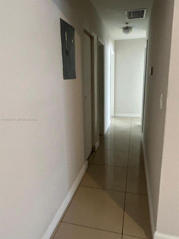 7650 SW 10th Ct A, North Lauderdale, FL 33068