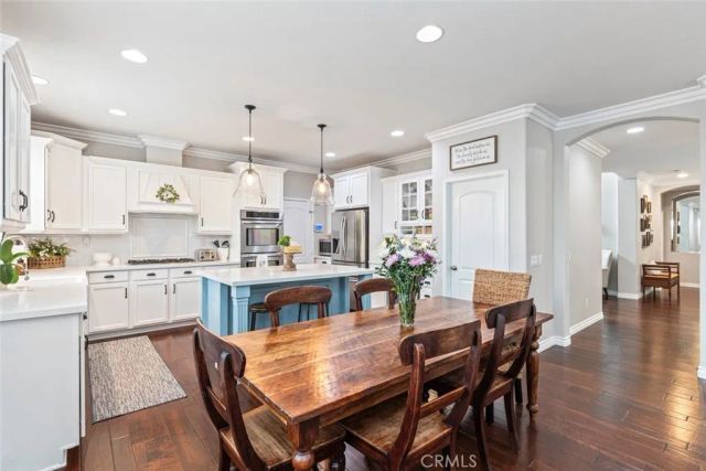 43993 Barletta, Temecula, CA 92592