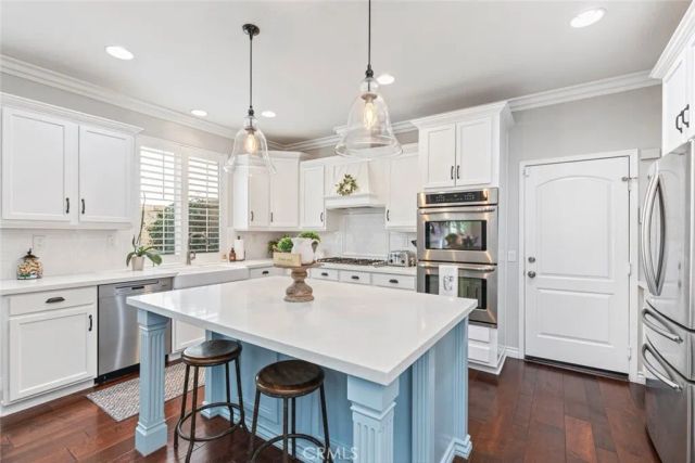 43993 Barletta, Temecula, CA 92592