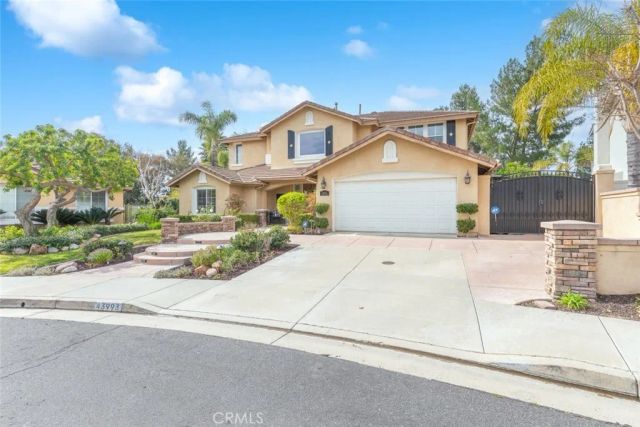 43993 Barletta, Temecula, CA 92592