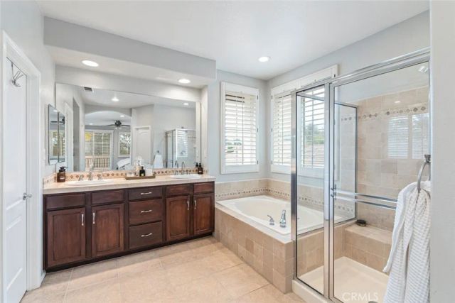 43993 Barletta, Temecula, CA 92592