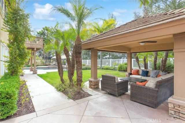 43993 Barletta, Temecula, CA 92592