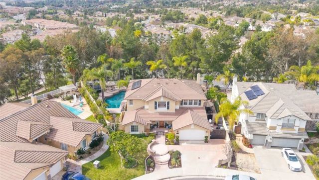 43993 Barletta, Temecula, CA 92592