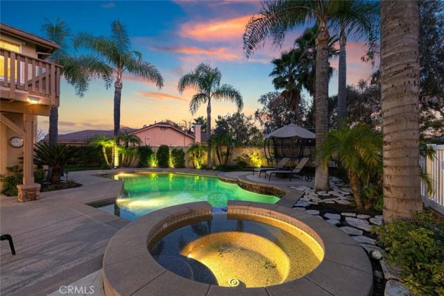 43993 Barletta, Temecula, CA 92592