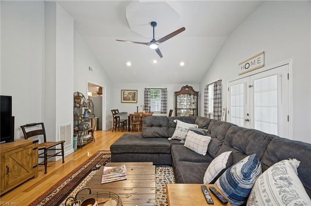 8729 Marlfield RD, Gloucester, VA 23061