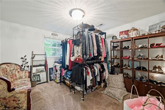 8729 Marlfield RD, Gloucester, VA 23061