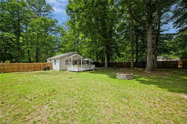 8729 Marlfield RD, Gloucester, VA 23061