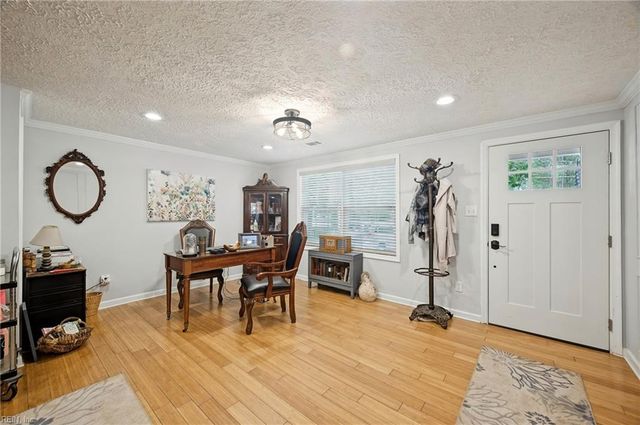 8729 Marlfield RD, Gloucester, VA 23061