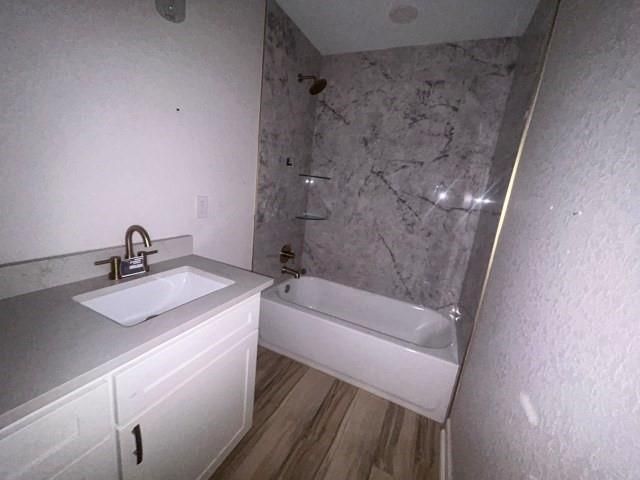 807 Erin Street, El Campo, TX 77437