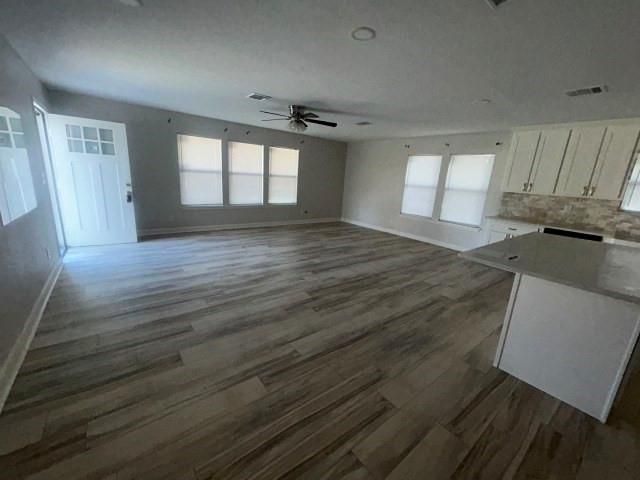 807 Erin Street, El Campo, TX 77437