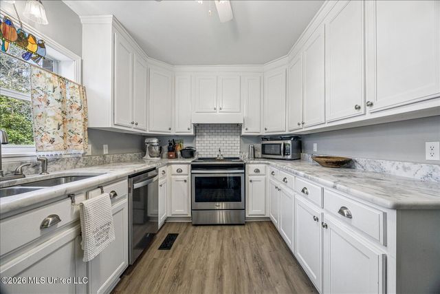 140 N Maury Street, M, Holly Springs, MS 38635