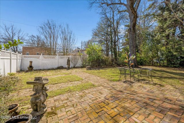 140 N Maury Street, M, Holly Springs, MS 38635