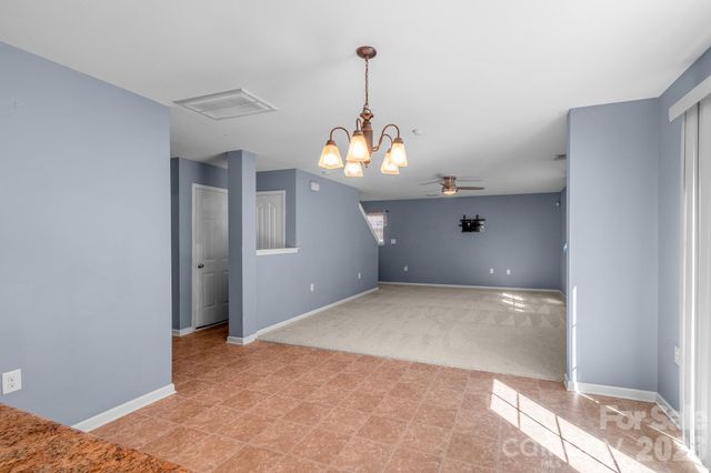 9520 Eagle Feathers Drive 154, Charlotte, NC 28214