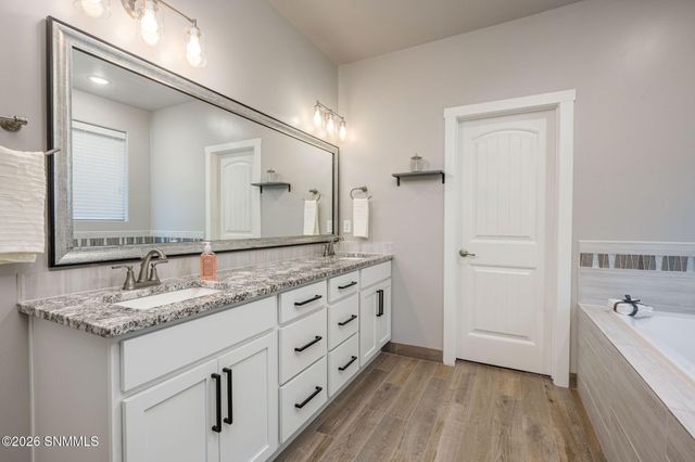 2632 E Springs Road, Las Cruces, NM 88011