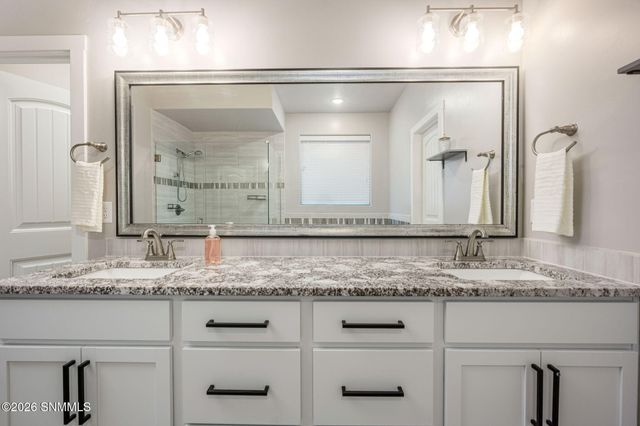 2632 E Springs Road, Las Cruces, NM 88011