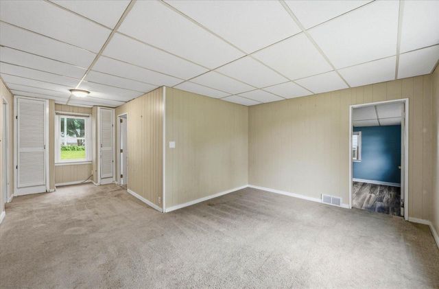 7139 W Saint Paul AVENUE, Milwaukee, WI 53213