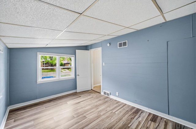 7139 W Saint Paul AVENUE, Milwaukee, WI 53213