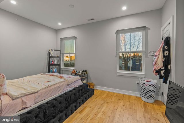 1517 N 27TH ST, Philadelphia, PA 19121