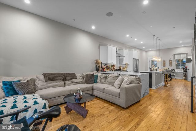 1517 N 27TH ST, Philadelphia, PA 19121