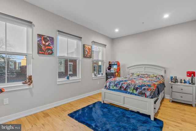 1517 N 27TH ST, Philadelphia, PA 19121