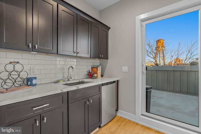 1517 N 27TH ST, Philadelphia, PA 19121