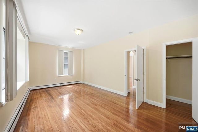 5 Pomona 2C, Newark, NJ 07112
