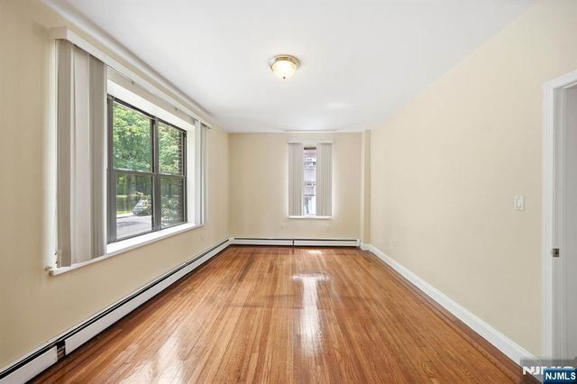 5 Pomona 2C, Newark, NJ 07112
