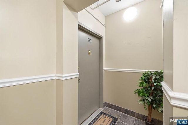 5 Pomona 2C, Newark, NJ 07112