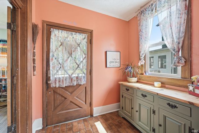 329 W 5th Street, Auburn, IN 46706