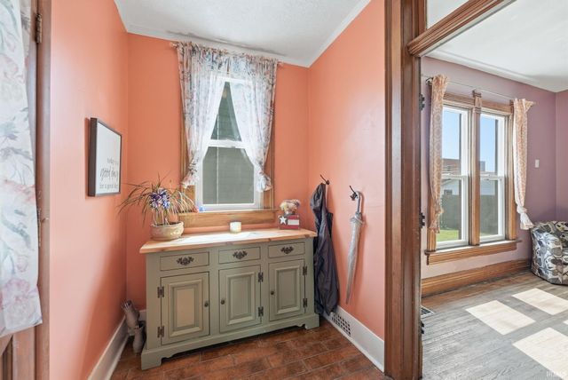 329 W 5th Street, Auburn, IN 46706