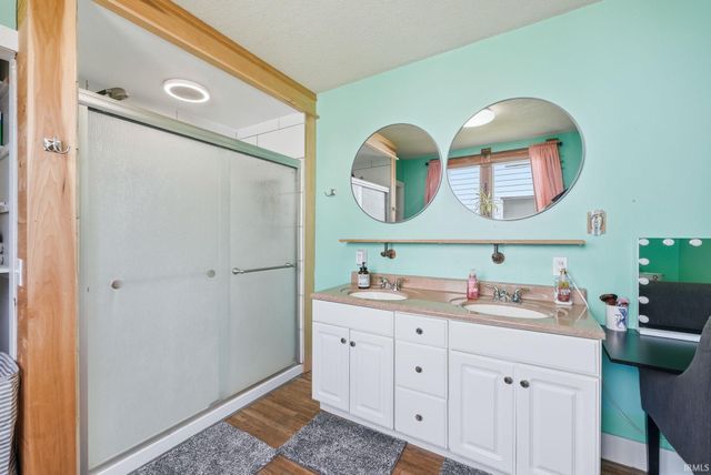 329 W 5th Street, Auburn, IN 46706